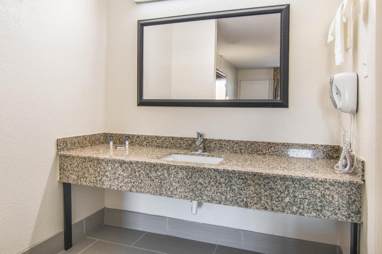 Americas Best Value Inn Perry Kültér fotó