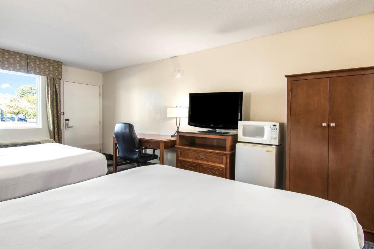 Americas Best Value Inn Perry Kültér fotó
